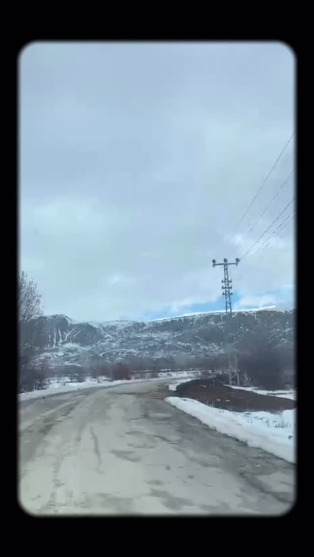 Instagram post from umutluyarinlardernegiyedek. This post is in position 26.