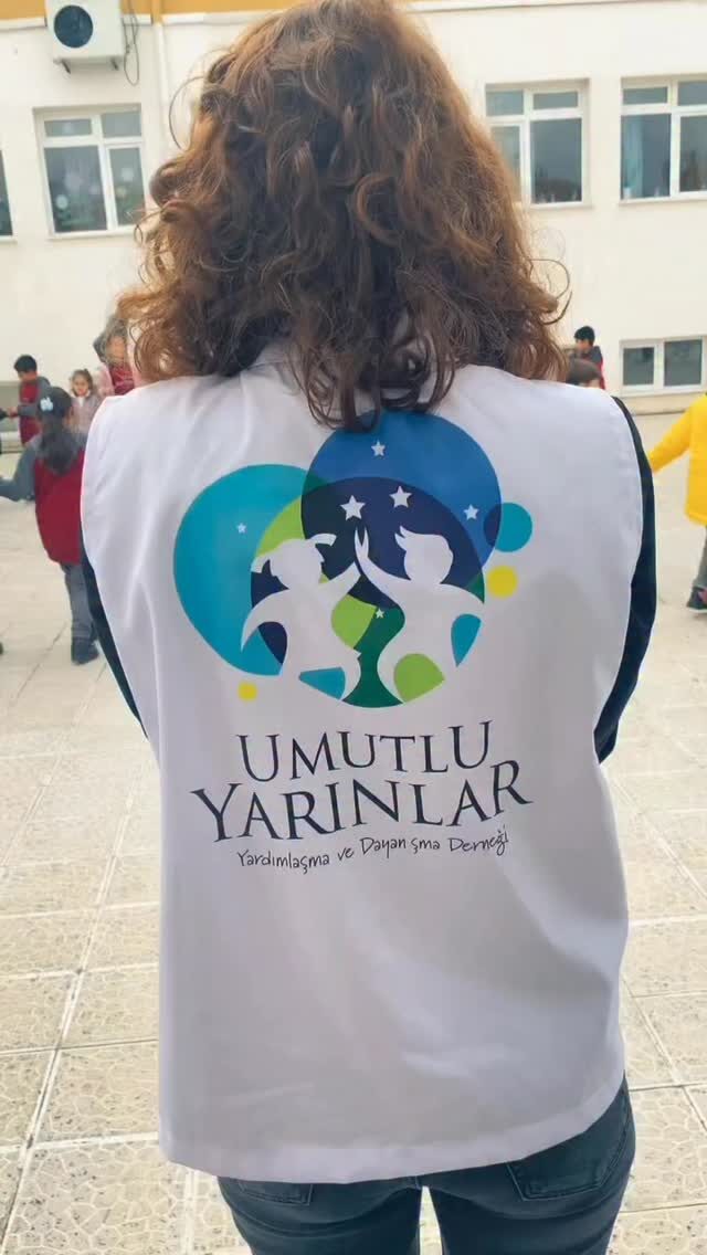 Instagram post from umutluyarinlardernegiyedek. This post is in position 33.