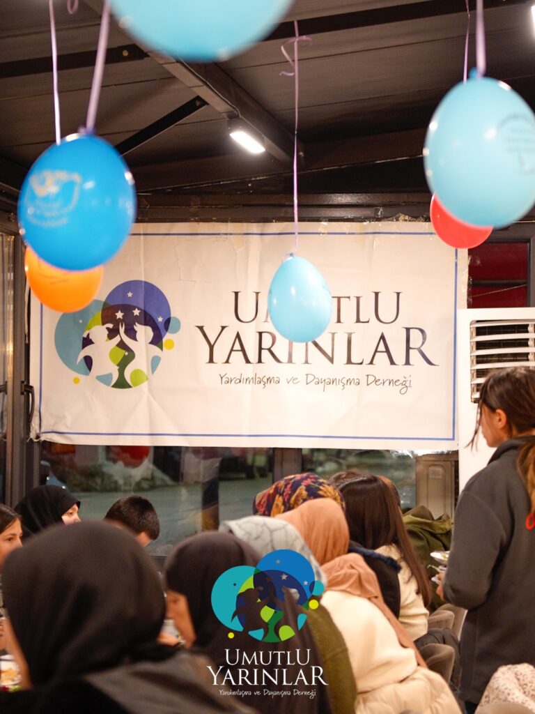 Instagram post from umutluyarinlardernegiyedek. This post is in position 18.